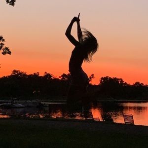 Meet your Posher, Caroline